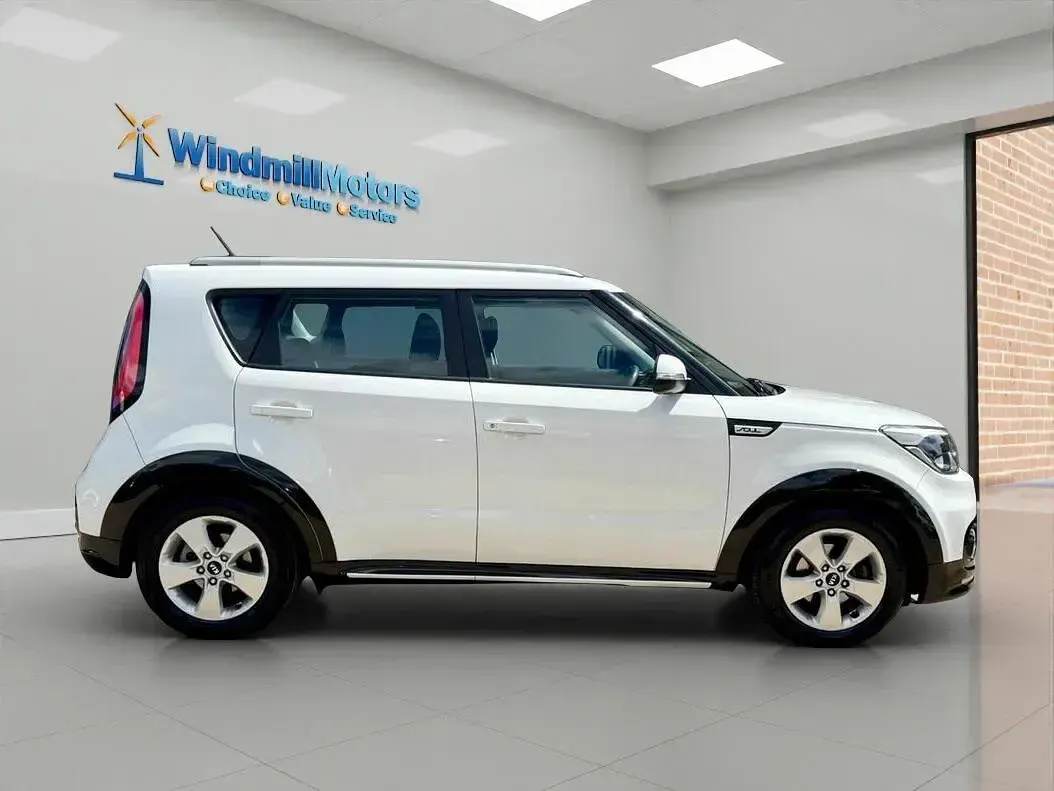 Used Kia Soul 136 HP (100 kW) 2018 White SUV