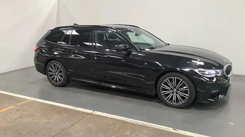 Black Used 2021 BMW 320 M Sport Estate | £22,498 (Fair price) - Image 1/4