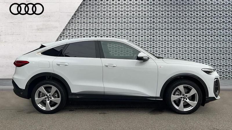 Used Audi Q5 Sportback S-Line 204 HP (150 kW) 2026 White SUV