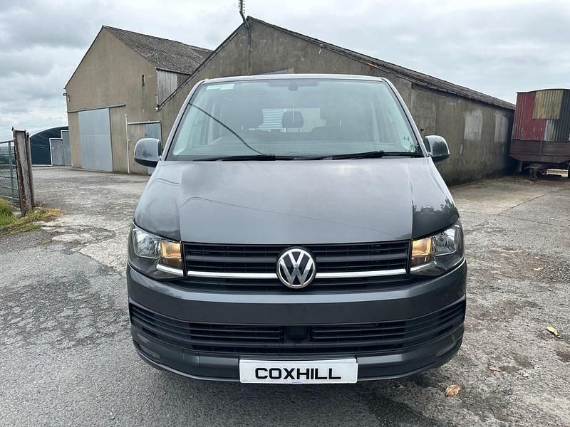 Used VW Transporter Highline 150 HP (110 kW) 2019 Grey Van