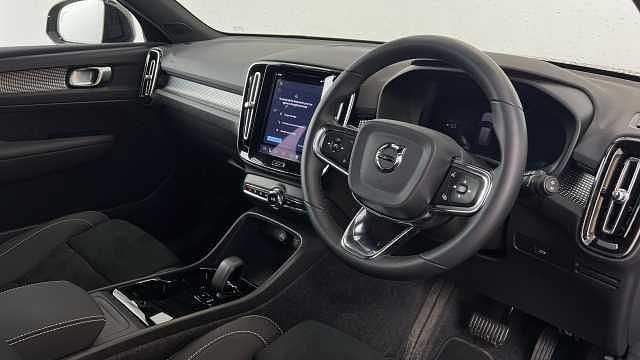 Used Volvo EX40 Plus 185 kW (252 HP) 2025 Black SUV