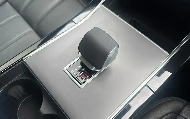 Used Land Rover Range Rover evoque SE Dynamic 204 HP (150 kW) 2024 Blue SUV