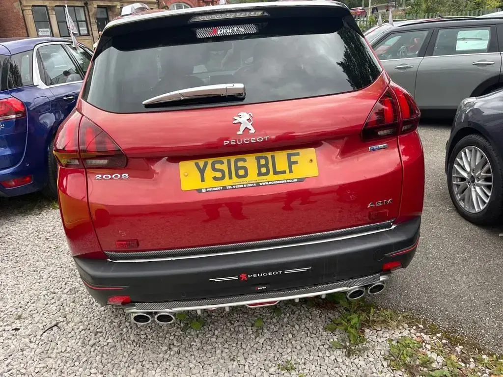 Used Peugeot 2008 Allure 110 HP (80 kW) 2016 Red SUV