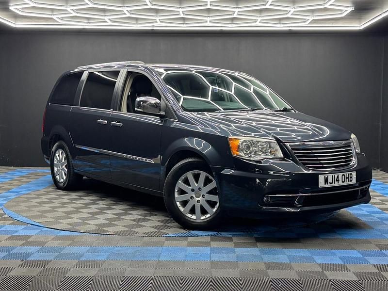 Grey Used 2014 Chrysler Grand Voyager Limited MPV | £11,990 (Fair price) - Image 1/4