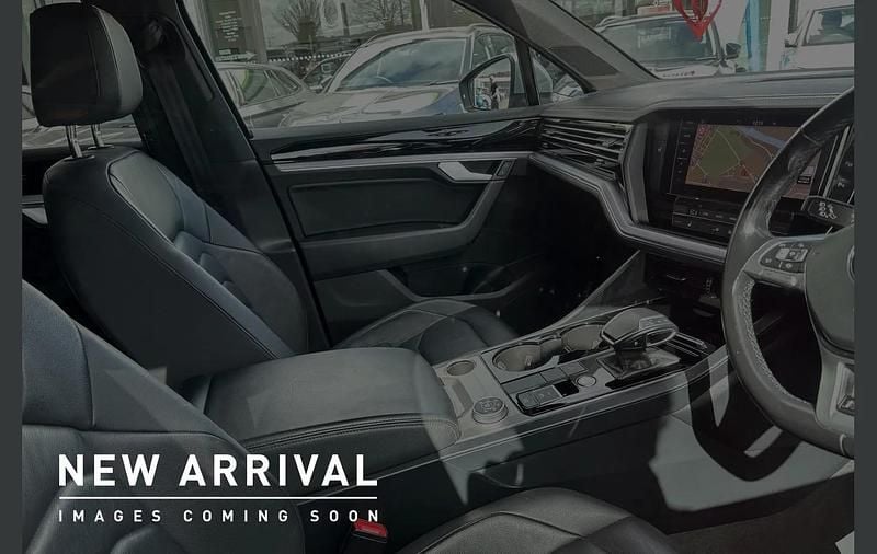 Used VW Touareg R-line 281 HP (206 kW) 2019 Silver SUV