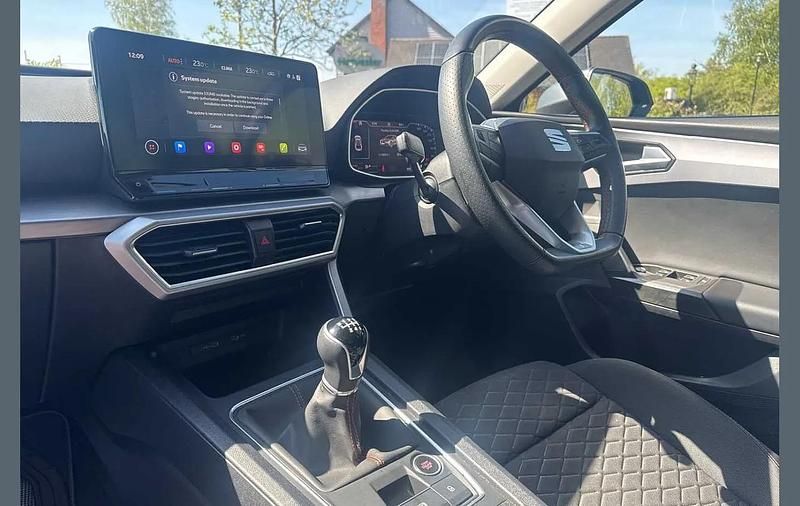 Used Seat Leon FR 108 HP (79 kW) 2024 Black Hatchback