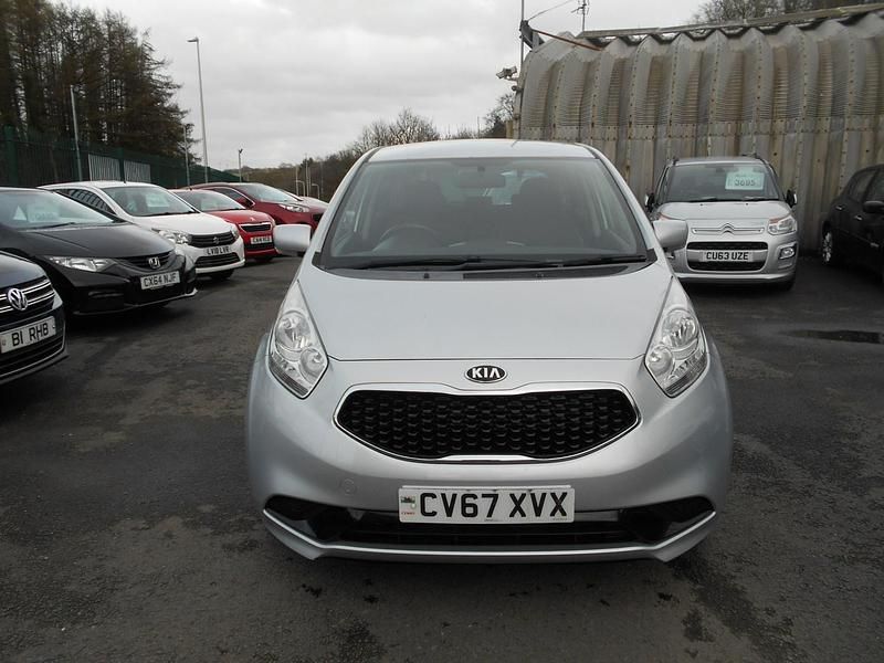 Used Kia Venga 90 HP (66 kW) 2017 Silver Hatchback