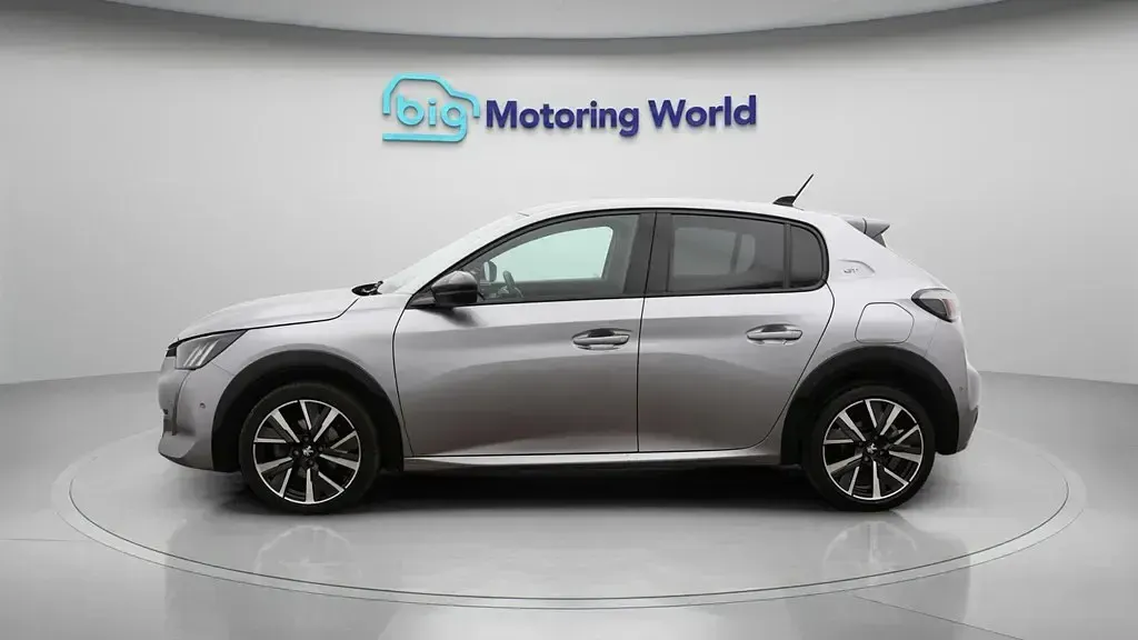 Gebraucht Peugeot 208 GT 100 PS (73 kW) 2022 Grau Kleinwagen