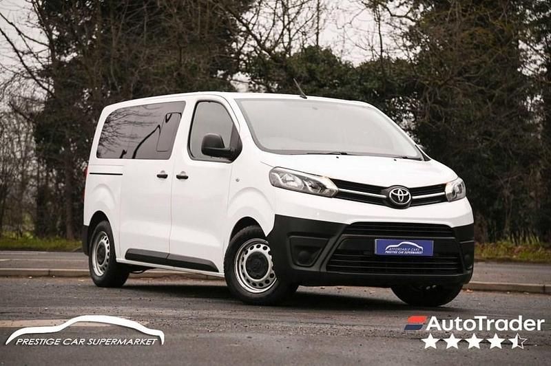Used Toyota Proace Verso City 120 HP (88 kW) 2022 White Estate