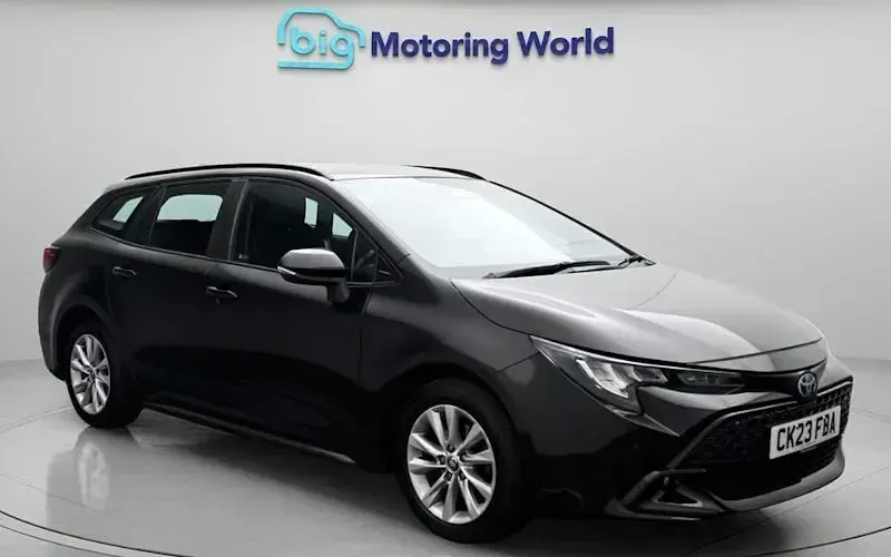 Used Toyota Corolla 140 HP (102 kW) 2023 Estate