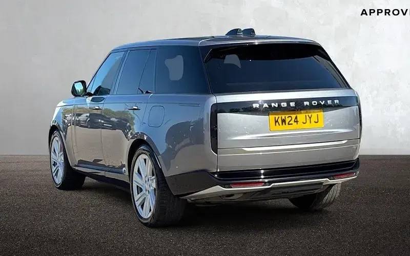 Used Land Rover Range Rover HSE 460 HP (338 kW) 2026 SUV