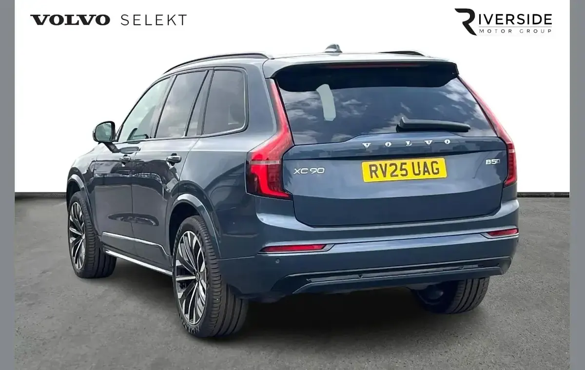Used Volvo XC90 Plus 455 HP (334 kW) 2025 Denim blue SUV