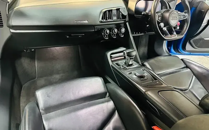 Begagnad Audi R8 Coupé Advanced 610 HK (448 kW) 2018 Sportkupé