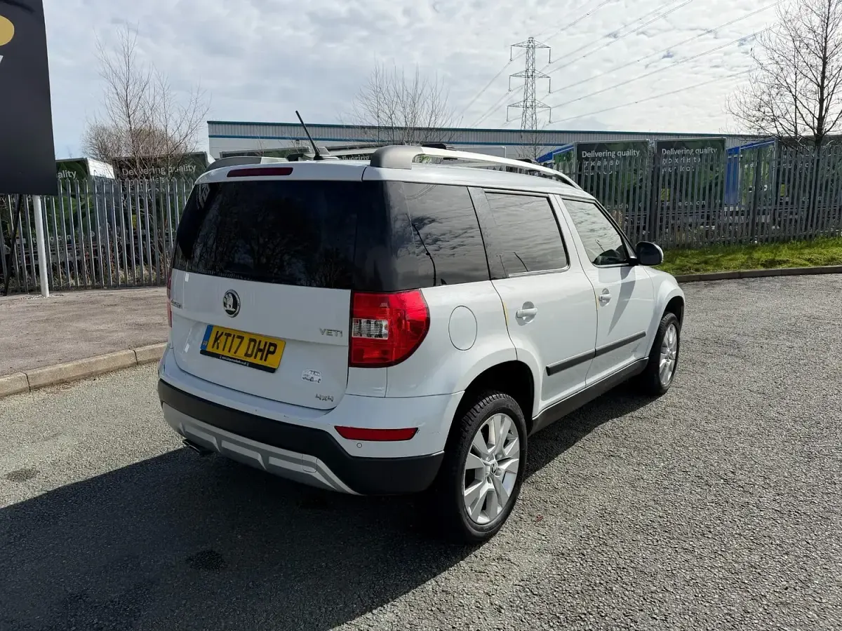 Used Skoda Yeti Drive 150 HP (110 kW) 2017 White SUV