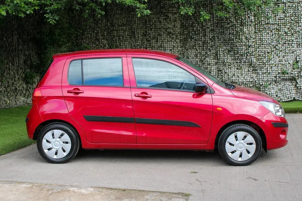 Used Suzuki Celerio 68 HP (50 kW) 2018 Red Hatchback