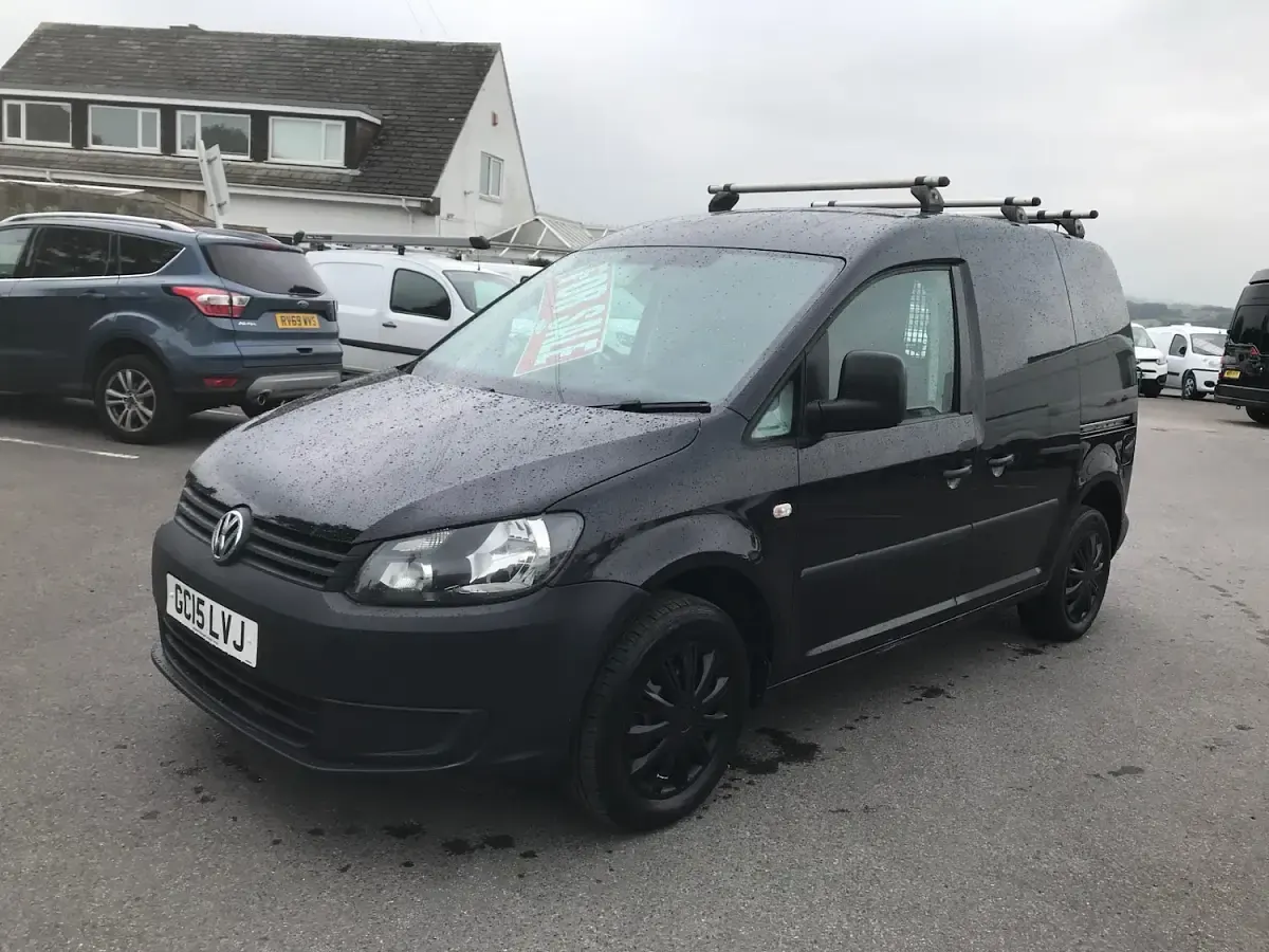 Used VW Caddy Startline 102 HP (75 kW) 2015 Black MPV