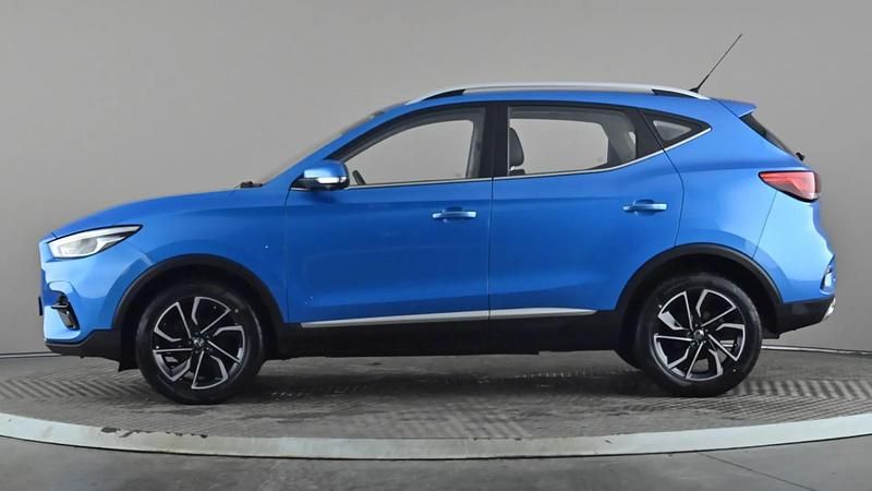 Used MG ZS Exclusive 106 HP (77 kW) 2020 Blue Hatchback
