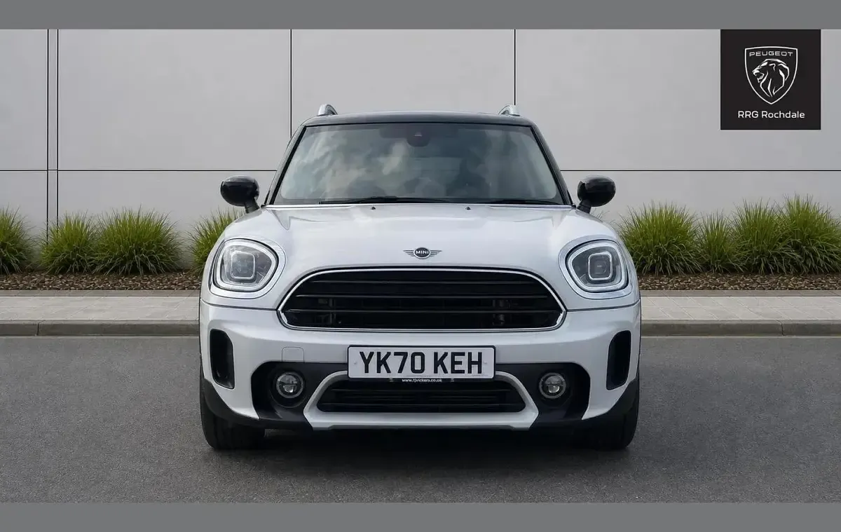 Used Mini Cooper Countryman Exclusive 134 HP (98 kW) 2020 Silver SUV