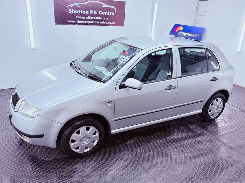 Silver Used 2002 Skoda Fabia Comfort Hatchback | £1,499 (Super price) - Image 1/4