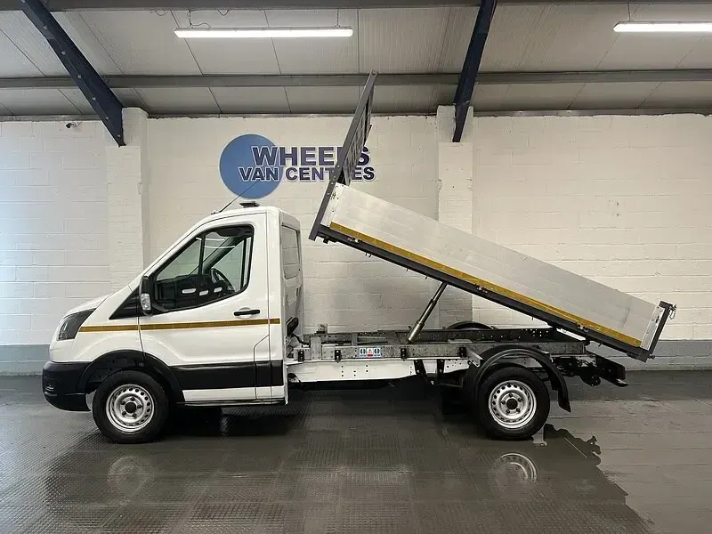 Used Ford Transit 130 HP (95 kW) 2024 White Cabriolet