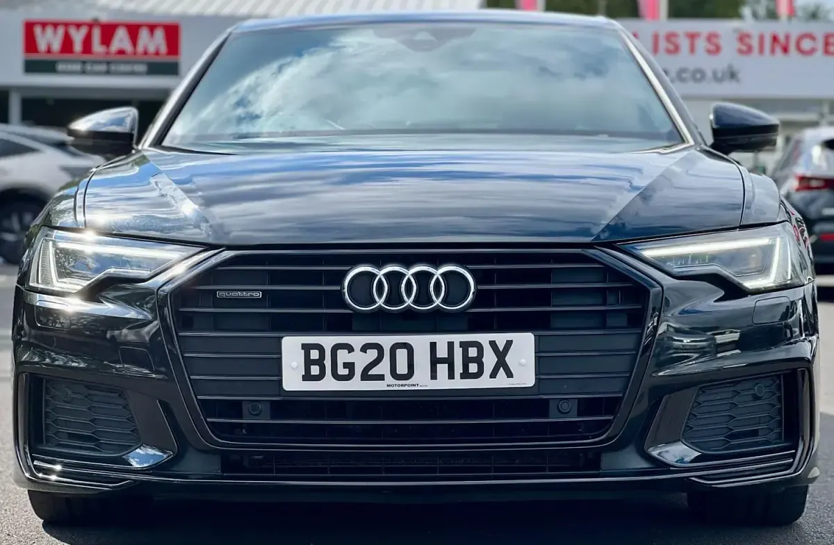 Begagnad Audi A6 Black Edition 204 HK (150 kW) 2020 Grå Sedan