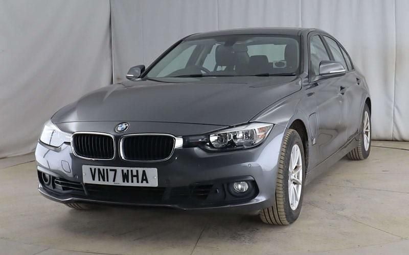 Used BMW 330e Comfort Edition 252 HP (185 kW) 2017 Grey Sedan