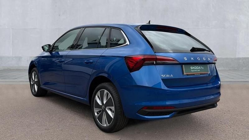 Usado Skoda Scala SE L 150 CV (110 kW) 2026 Azul Utilitario