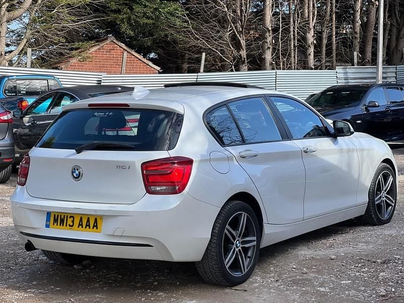 Used BMW 116 Sport Line 2013 White Hatchback