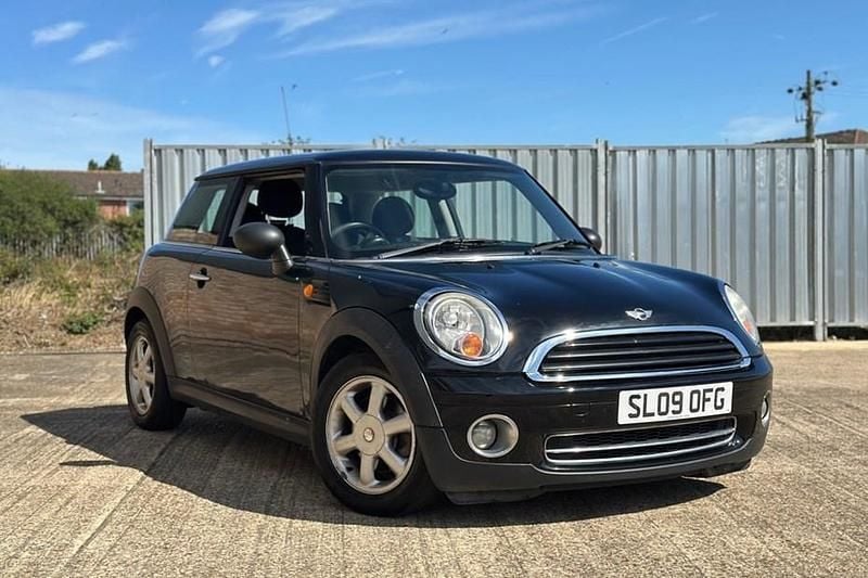 Black Used 2009 Mini ONE Hatch Hatchback | £1,895 (Good price) - Image 1/1