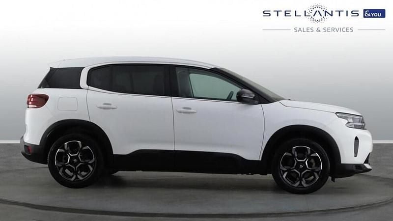 White Used 2023 Citroën C5 Aircross PureTech SUV | £17,039 (Good price) - Image 1/4