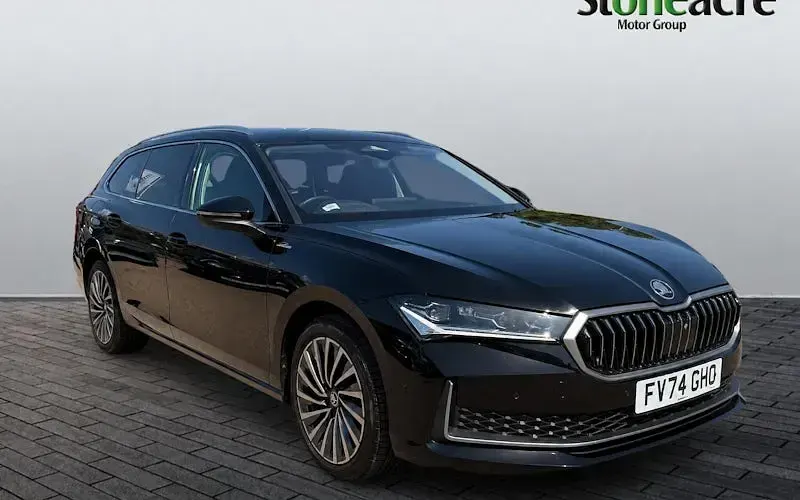 Used Skoda Superb 193 HP (141 kW) 2026 Estate