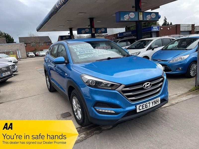 Used Hyundai Tucson 116 HP (85 kW) 2017 Blue SUV