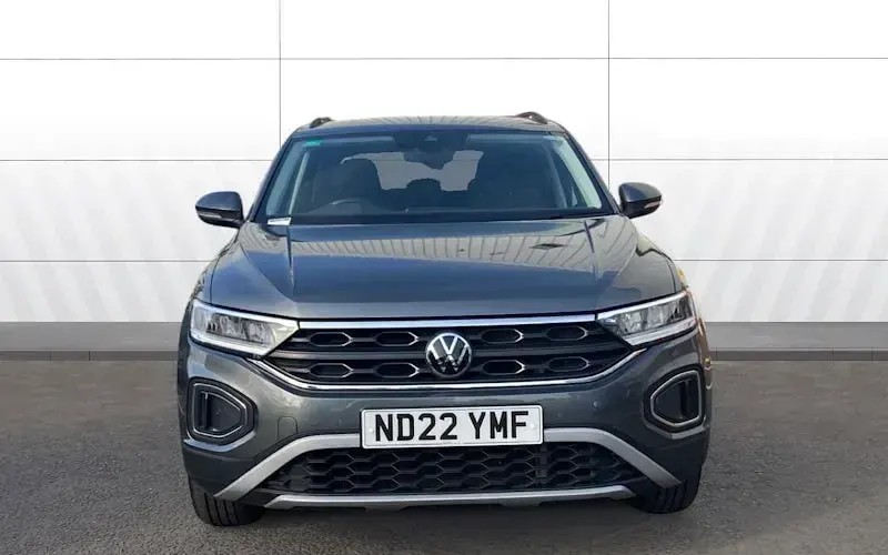 Begagnad VW T-Roc Life 150 HK (110 kW) 2024 SUV