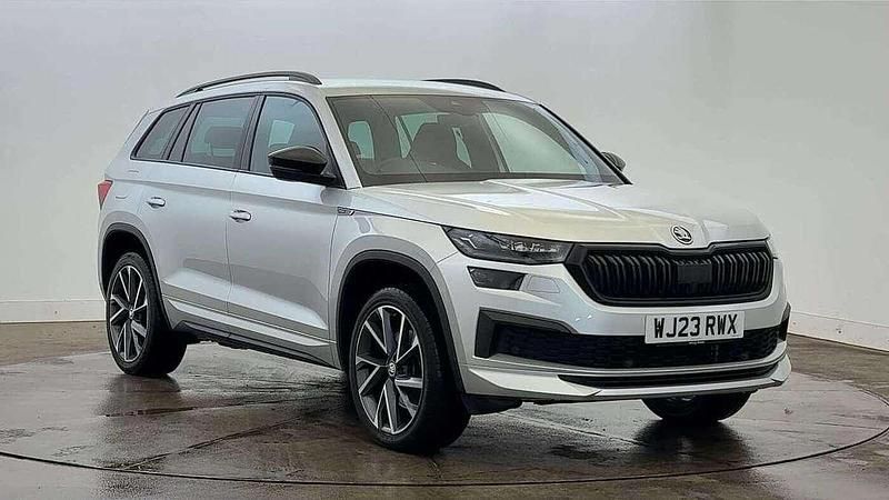 Brilliant silver metallic Used 2023 Skoda Kodiaq SportLine SUV | £30,495 (Fair price) - Image 1/4