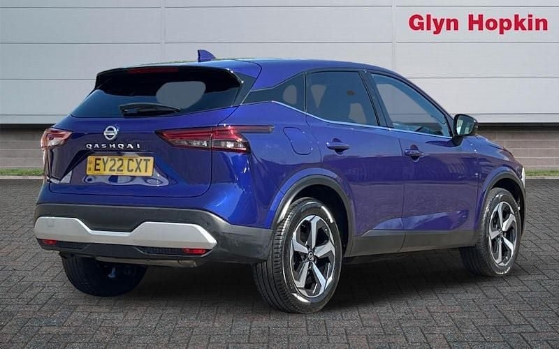 Used Nissan Qashqai N-Connecta 140 HP (102 kW) 2022 Blue SUV