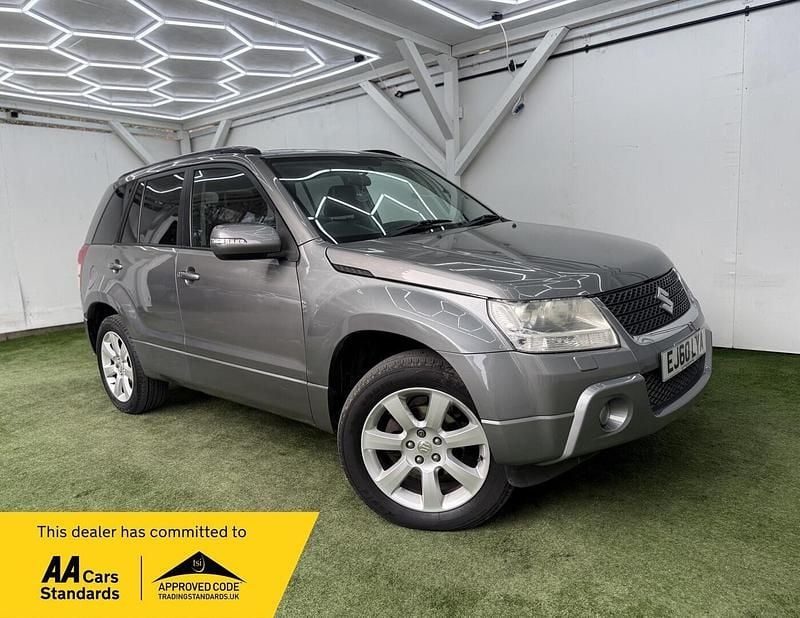Used Suzuki Grand Vitara SZ5 169 HP (124 kW) 2010 Grey SUV