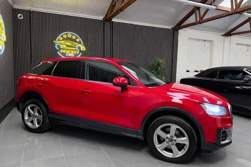 Begagnad Audi Q2 Sport 150 HK (110 kW) 2017 Röd SUV