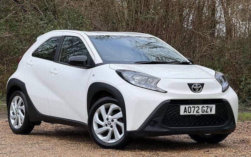 Used Toyota Aygo X PURE 72 HP (52 kW) 2025 SUV