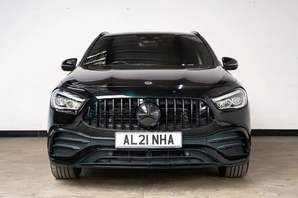 Used Mercedes GLA250 AMG Line Premium 224 HP (164 kW) 2021 Black SUV