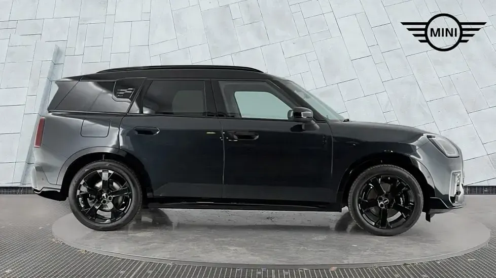 Used Mini Countryman 215 HP (158 kW) 2025 Grey SUV