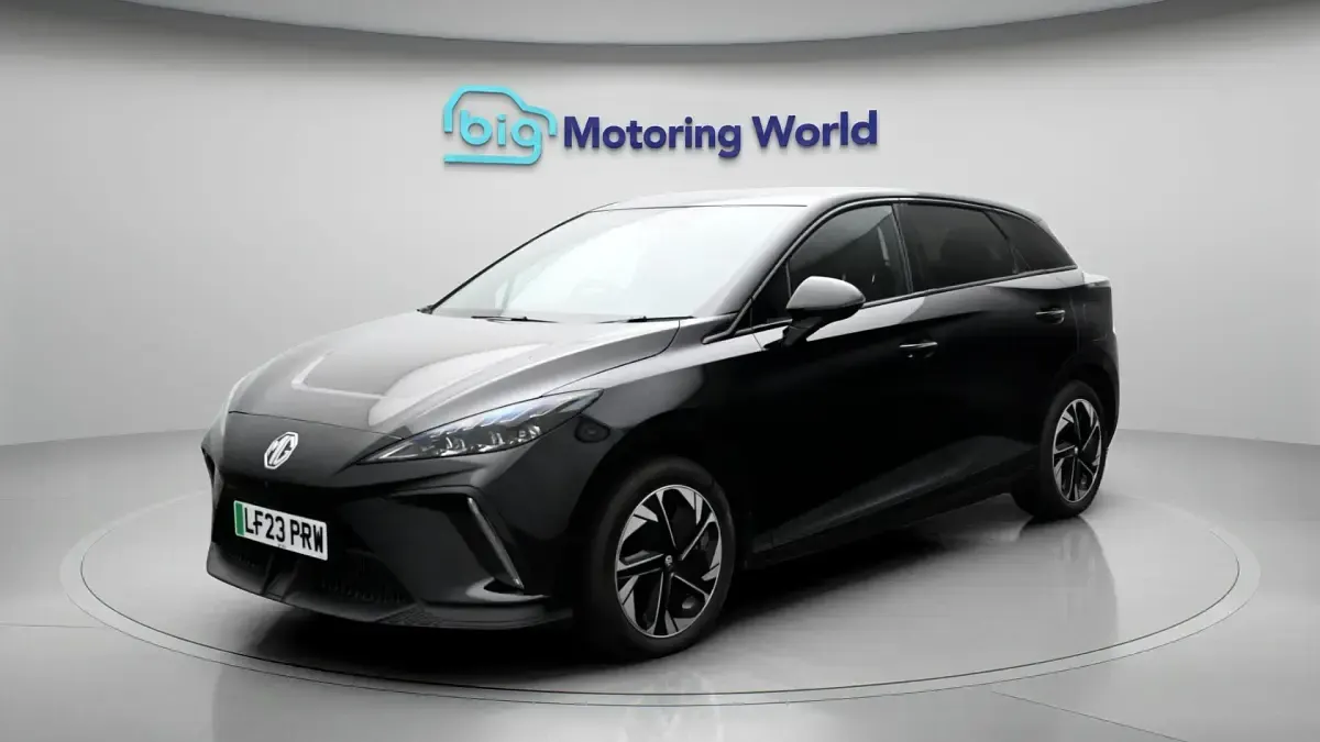 Used MG MG4 EV Trophy 319 kW (435 HP) 2023 Black Hatchback