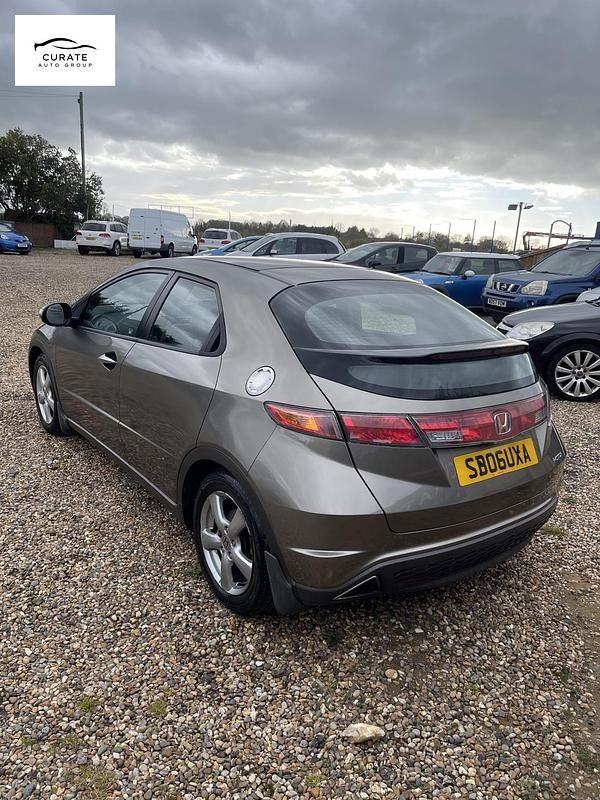 Used Honda Civic ES 138 HP (101 kW) 2006 Grey Hatchback