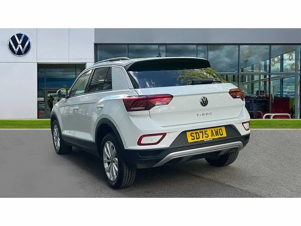 Used VW T-Roc Match 115 HP (84 kW) 2025 White SUV