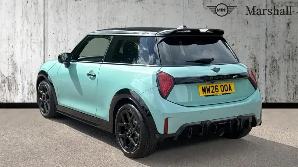 New Mini John Cooper Works Hatch 228 HP (167 kW) 2026 Green Hatchback