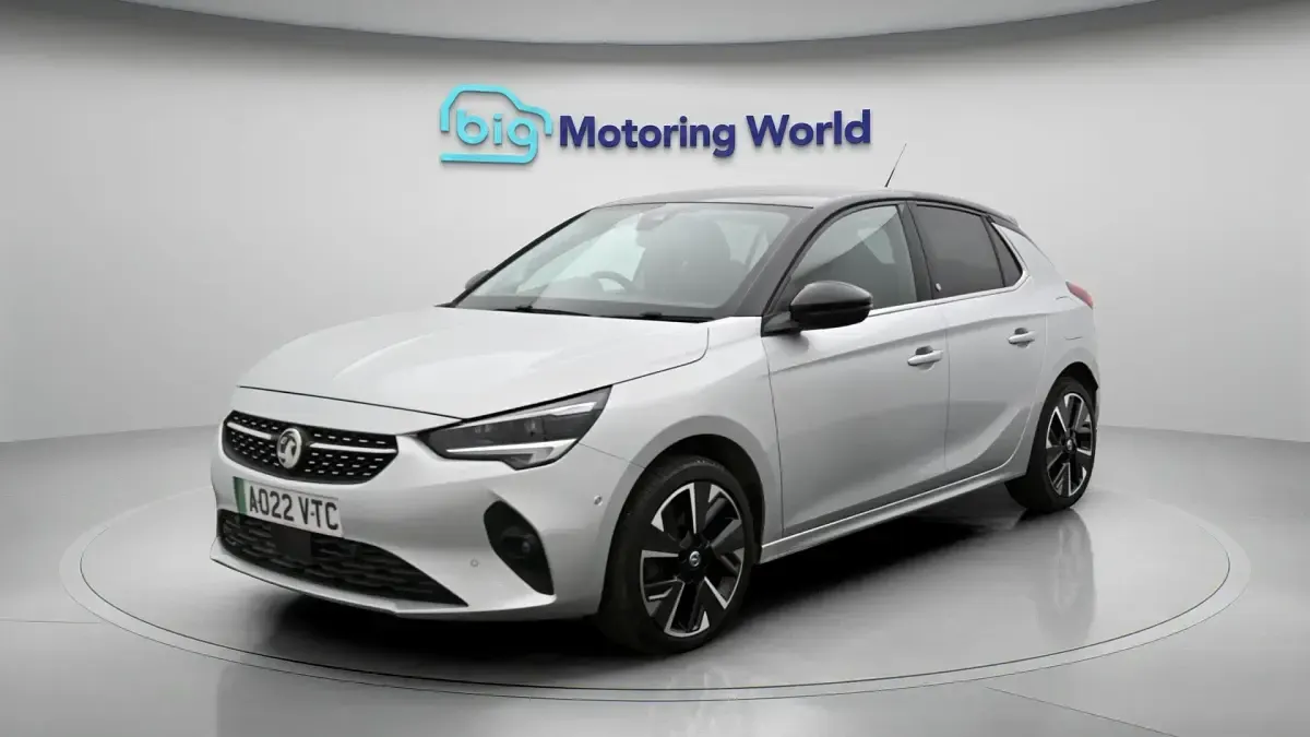Used Vauxhall Corsa-e Elite 100 kW (136 HP) 2022 Grey Hatchback