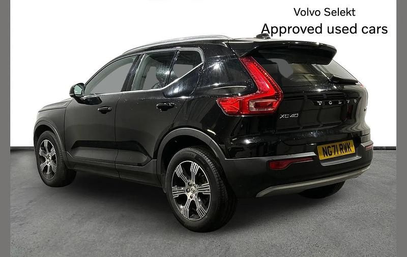 Used Volvo XC40 Inscription 161 HP (118 kW) 2021 Black SUV