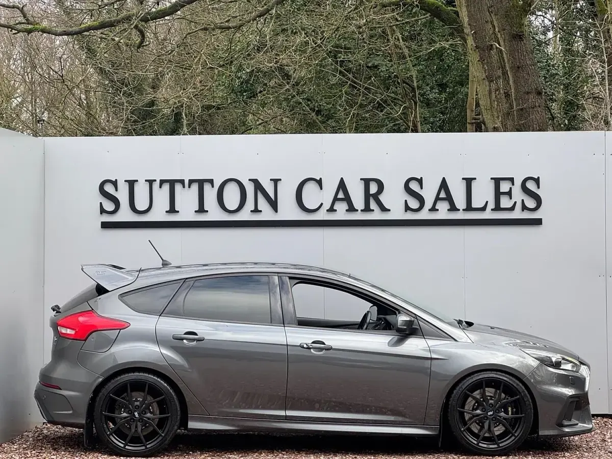 Used Ford Focus RS 420 HP (308 kW) 2017 Grey Hatchback