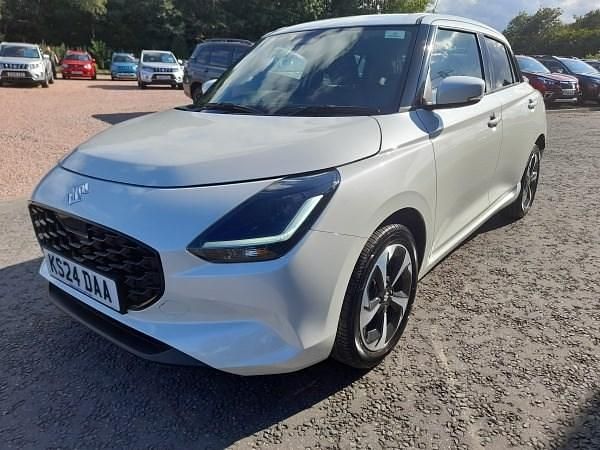 Used Suzuki Swift 82 HP (60 kW) 2024 White Hatchback