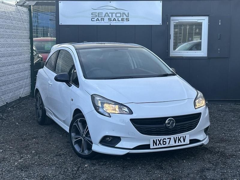 Used Vauxhall Corsa Edition 150 HP (110 kW) 2017 White Hatchback