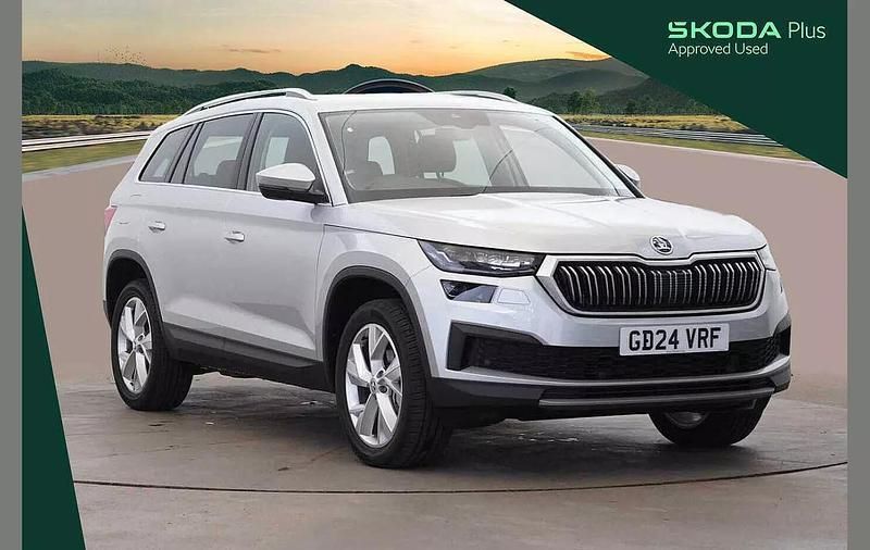 Brilliant silver metallic New 2024 Skoda Kodiaq SE L Executive SUV | £31,450 - Image 1/4